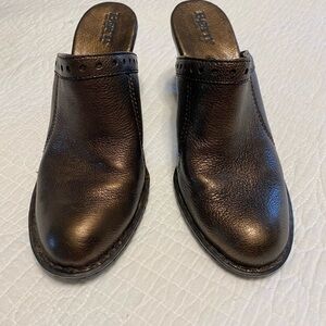 Born leather brown metallic mules.